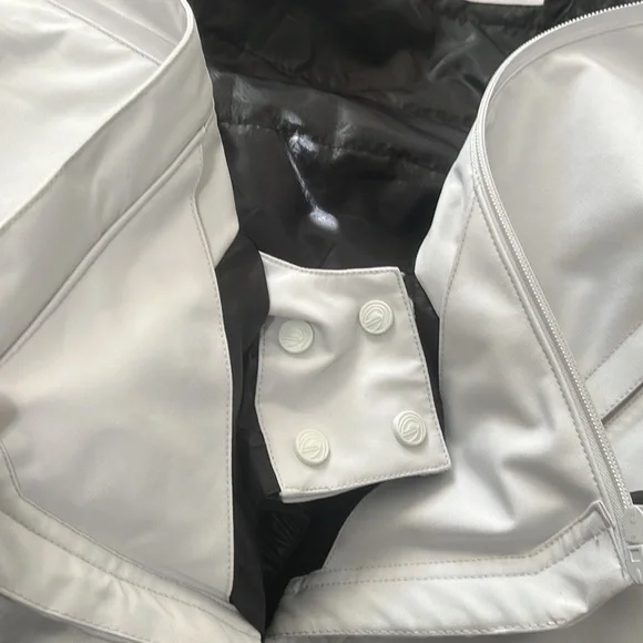 Wildhorn Frontera White Lunar Ski/Snow Jacket Size Medium - Picture 8 of 8